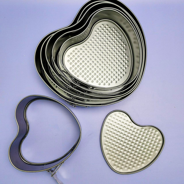 Разъемные формы для выпечки Сердце 6 шт. / Набор форм с тефлоновым покрытием и зажимами